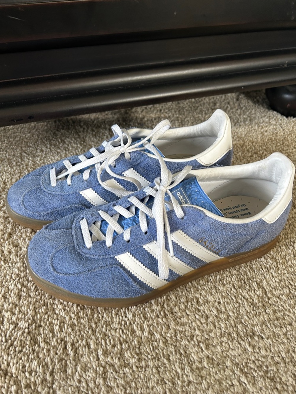 adidas Womens Suede Sneakers in Light Blue and White with Gum Sole